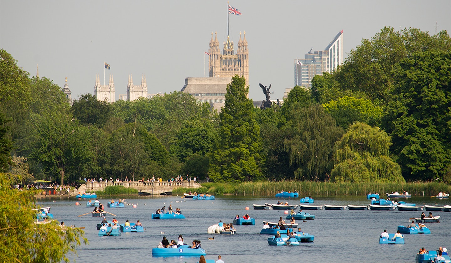 hyde park rowing boats