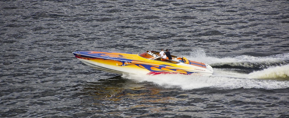 speedboat